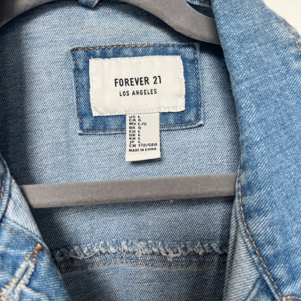 Jean jacket - Picture 2 of 3